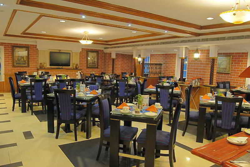 Breeze Hotel Chennai Exterior photo