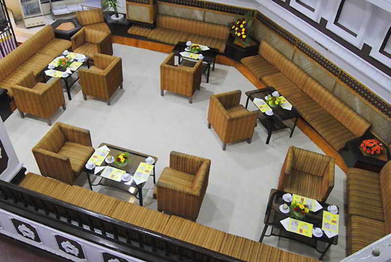 Breeze Hotel Chennai Exterior photo